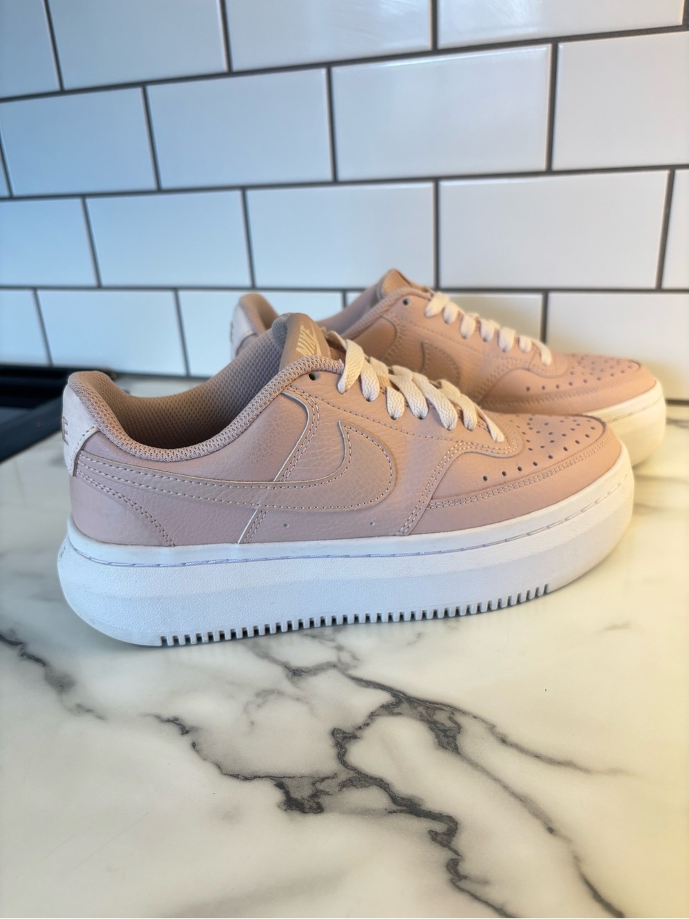 Nike AF1 PLT.AF.FORM blush pink